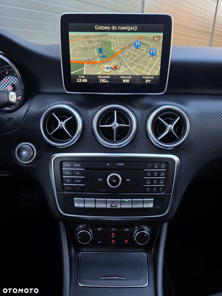 Mercedes-Benz Klasa A 180 7G-DCT AMG Line - 19