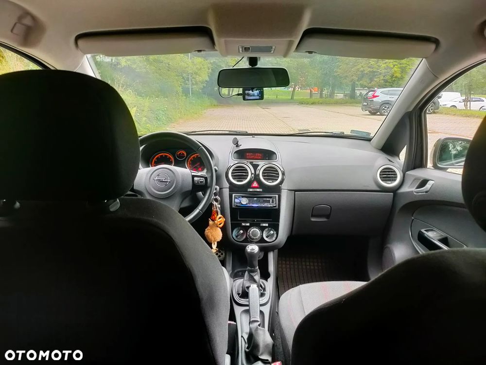 Opel Corsa - 10