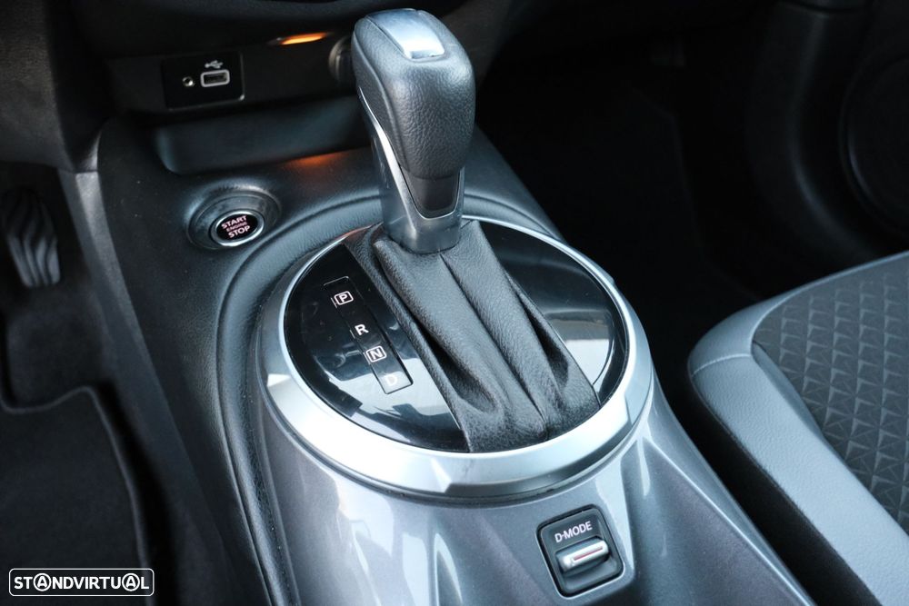 Nissan Juke 1.0 DIG-T N-Connecta DCT - 28