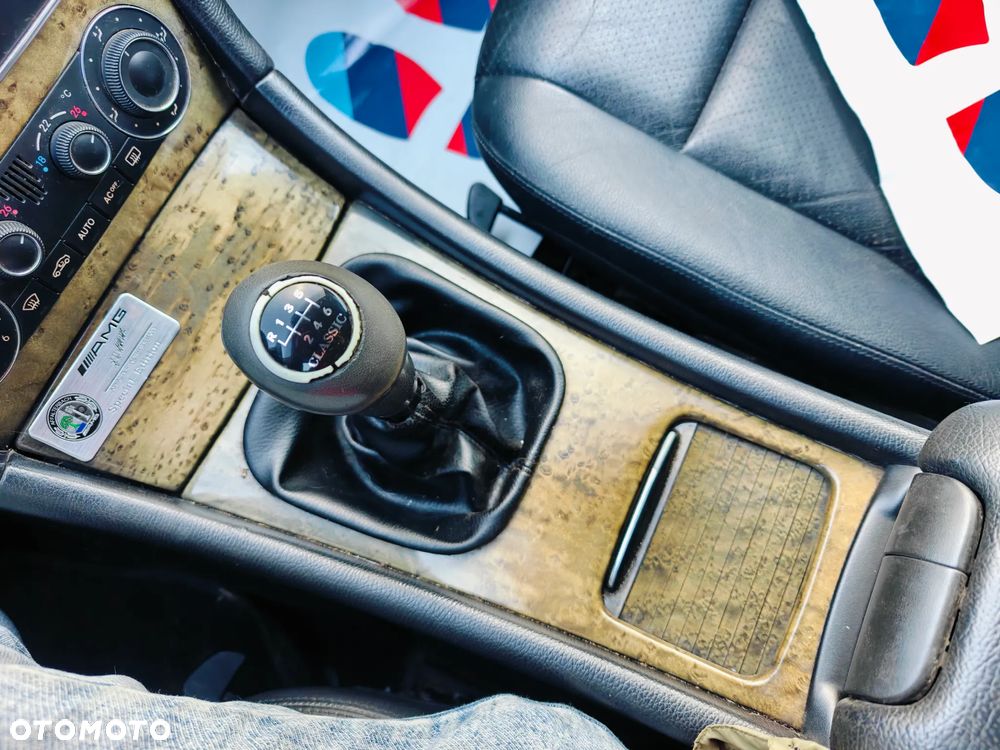 Mercedes-Benz Klasa C 180 Kompressor Elegance - 23