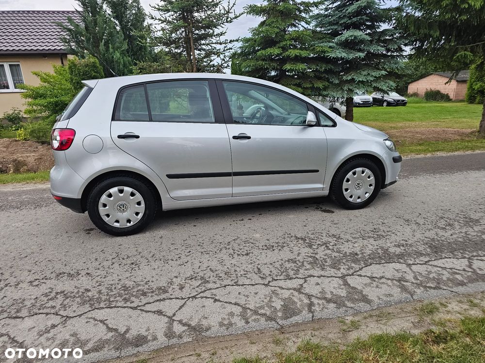 Volkswagen Golf Plus - 25
