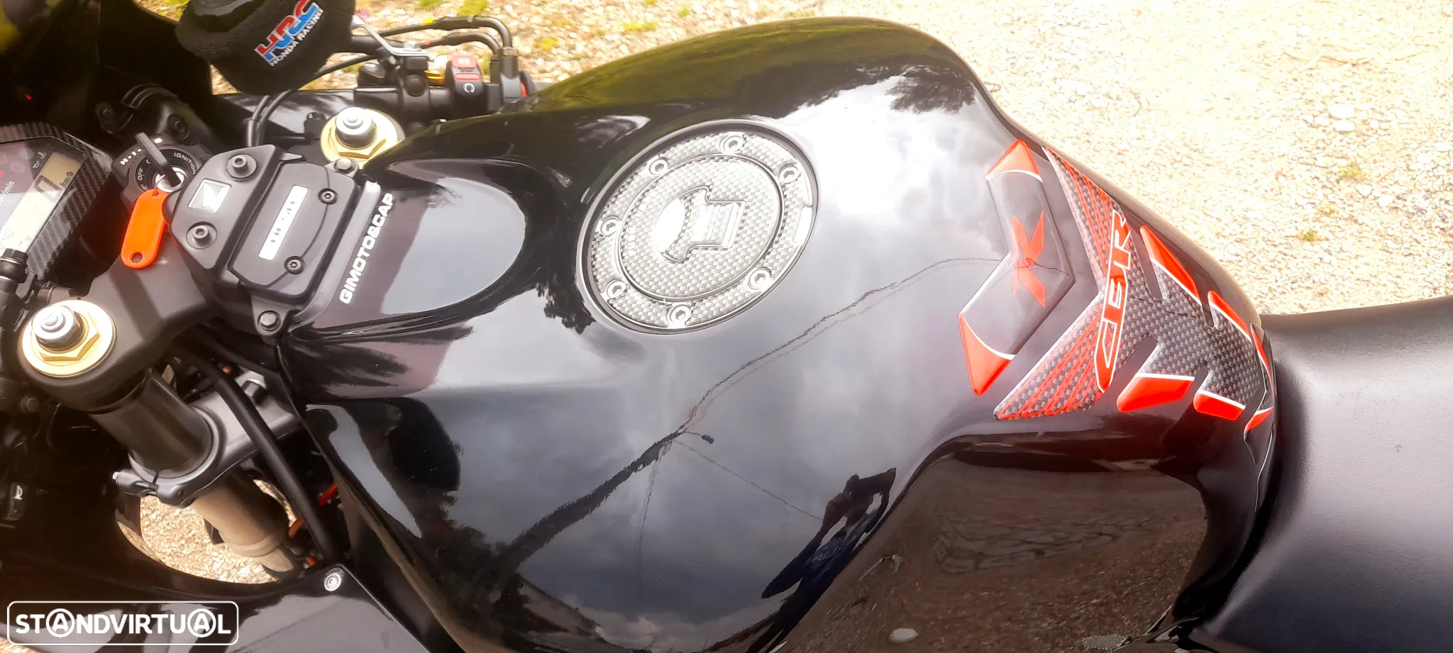 Honda CBR - 15