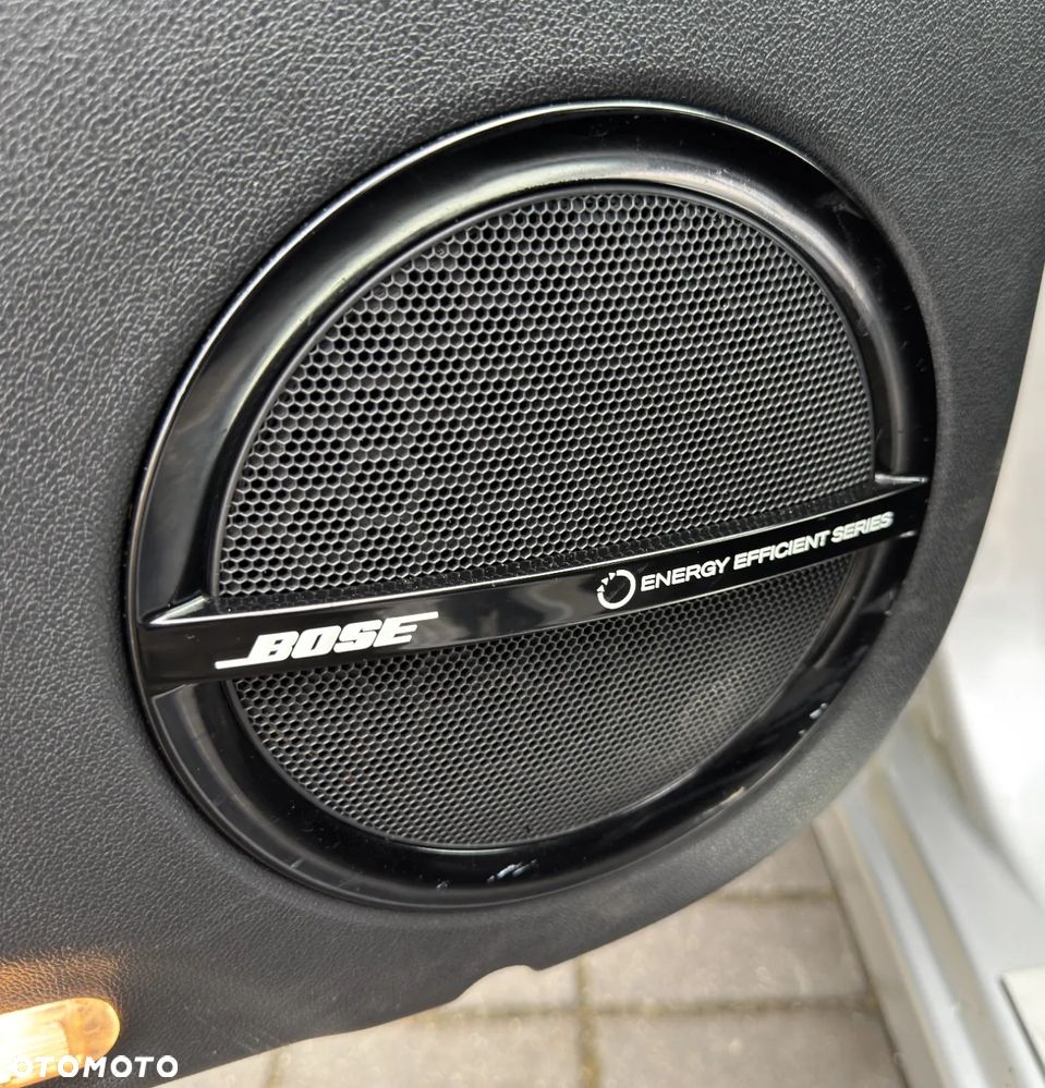 Renault Scenic ENERGY TCe 130 S&S Bose Edition - 17