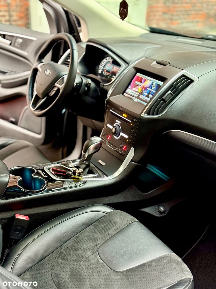 Ford Edge 2.0 TDCi Bi-Turbo 4x4 Sport - 19