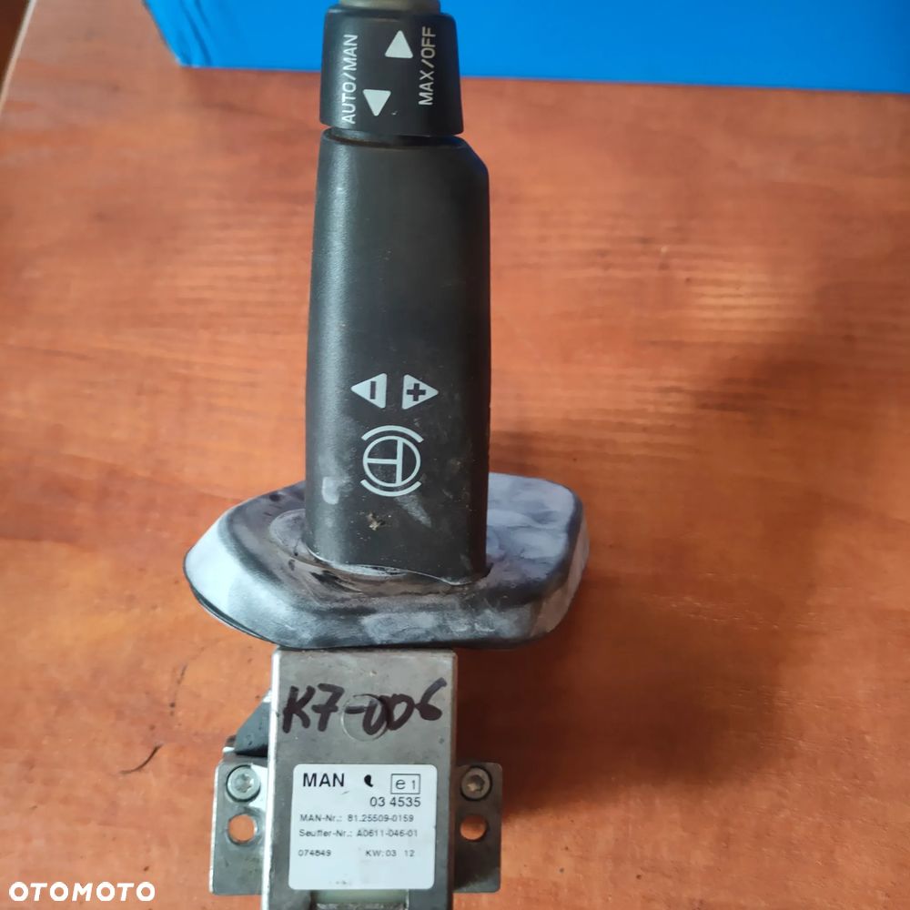 MANETKA RETARDERA/HAMULCA SILNIKOWEGO 81255090159 - 1