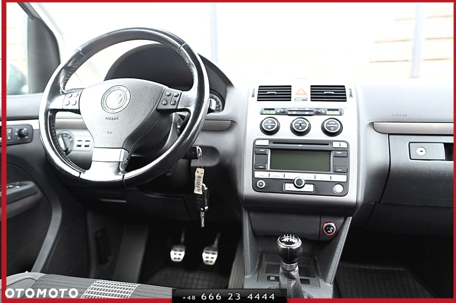 Volkswagen Touran 1.4 TSI United - 21