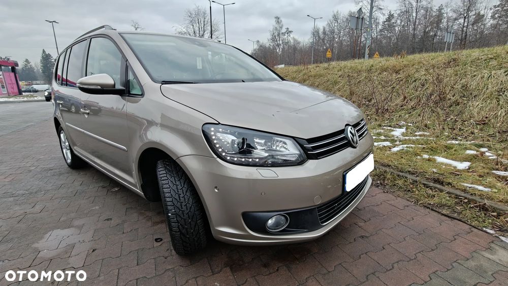 Volkswagen Touran 2.0 TDI Highline DSG - 9