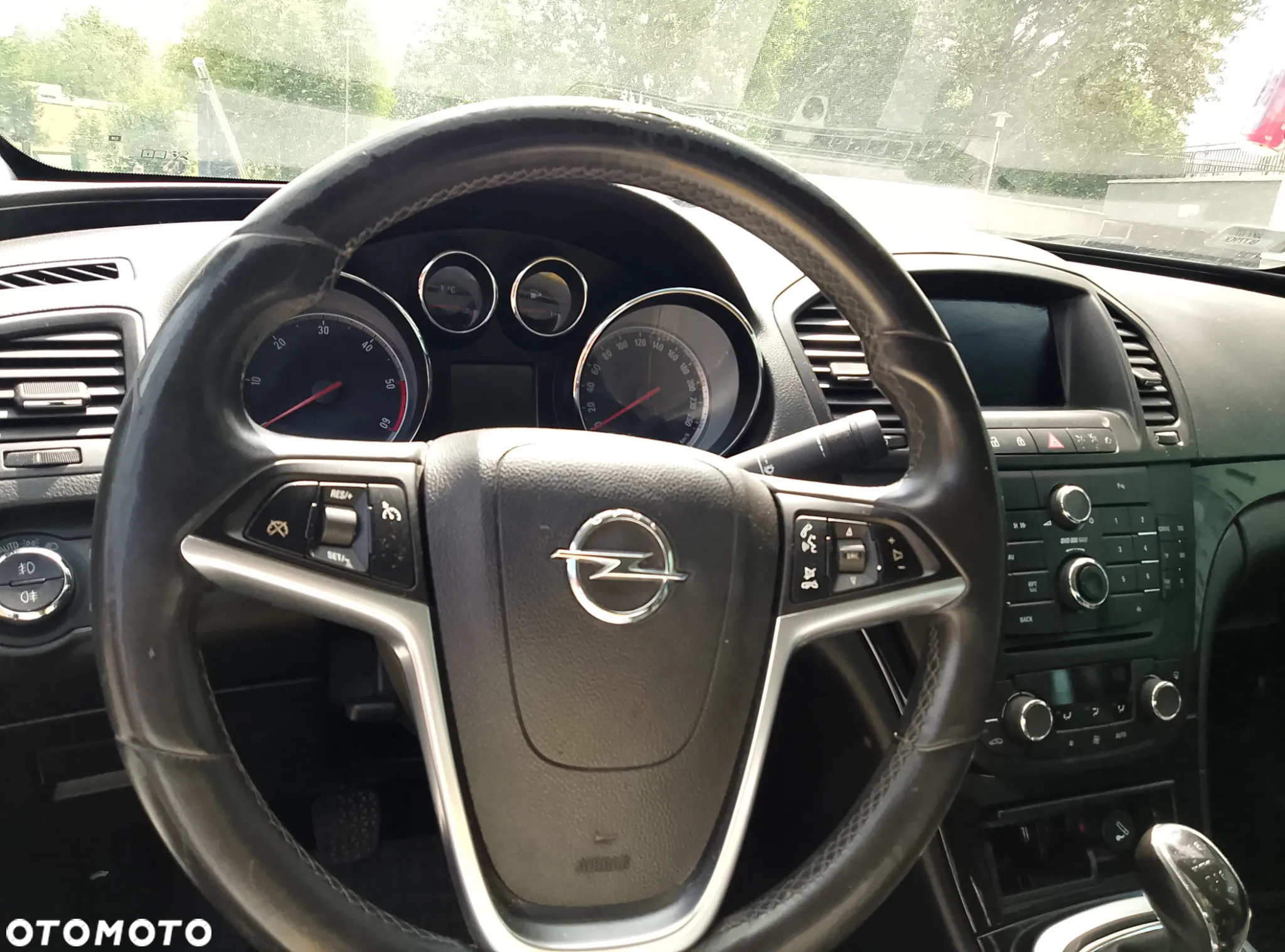Opel Insignia 2.0 CDTI - 9