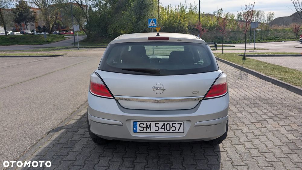 Opel Astra 1.3 CDTI Enjoy - 11
