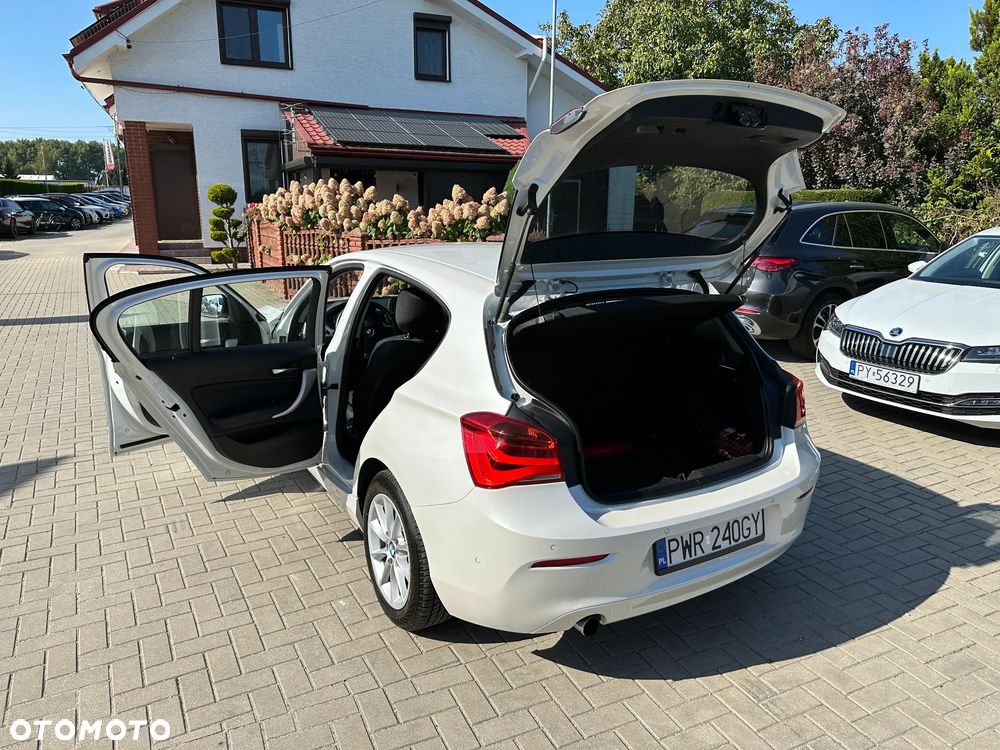 BMW Seria 1 - 25