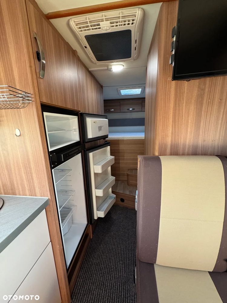 Fiat Kamper Alkowa  6 osobowy Fiat Ducato Weinsberg Cara Home 2018 - 18