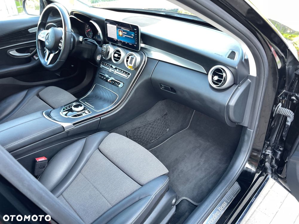 Mercedes-Benz Klasa C 180 9G-TRONIC - 7