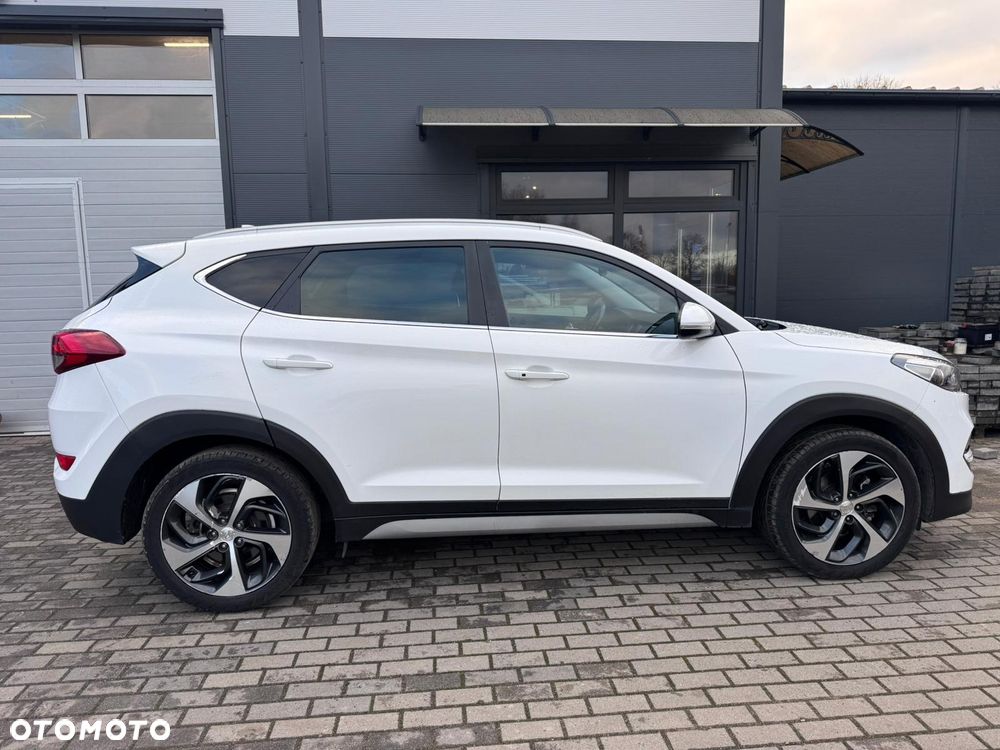 Hyundai Tucson blue 1.7 CRDi 2WD DCT Premium - 11