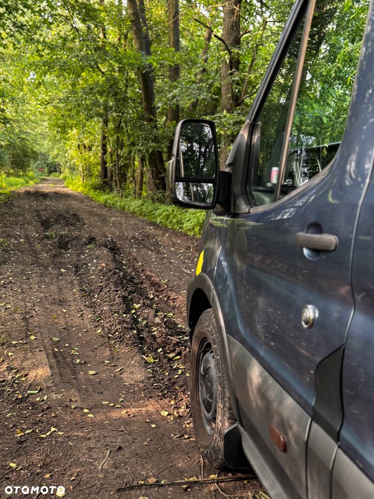 Ford Transit - 14
