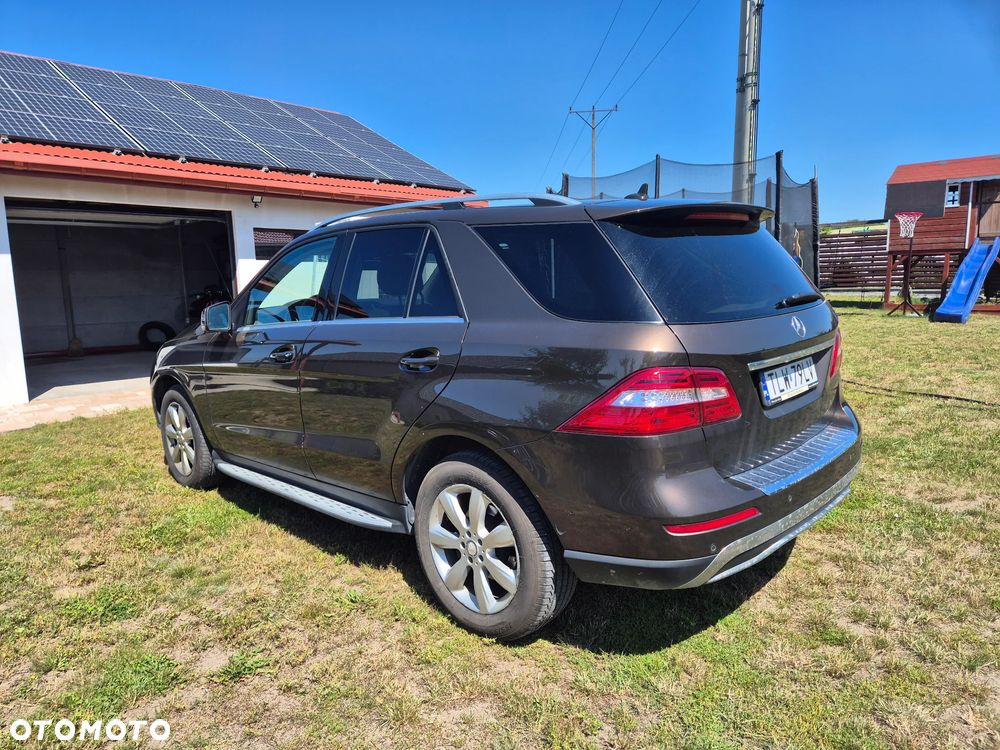 Mercedes-Benz ML - 8