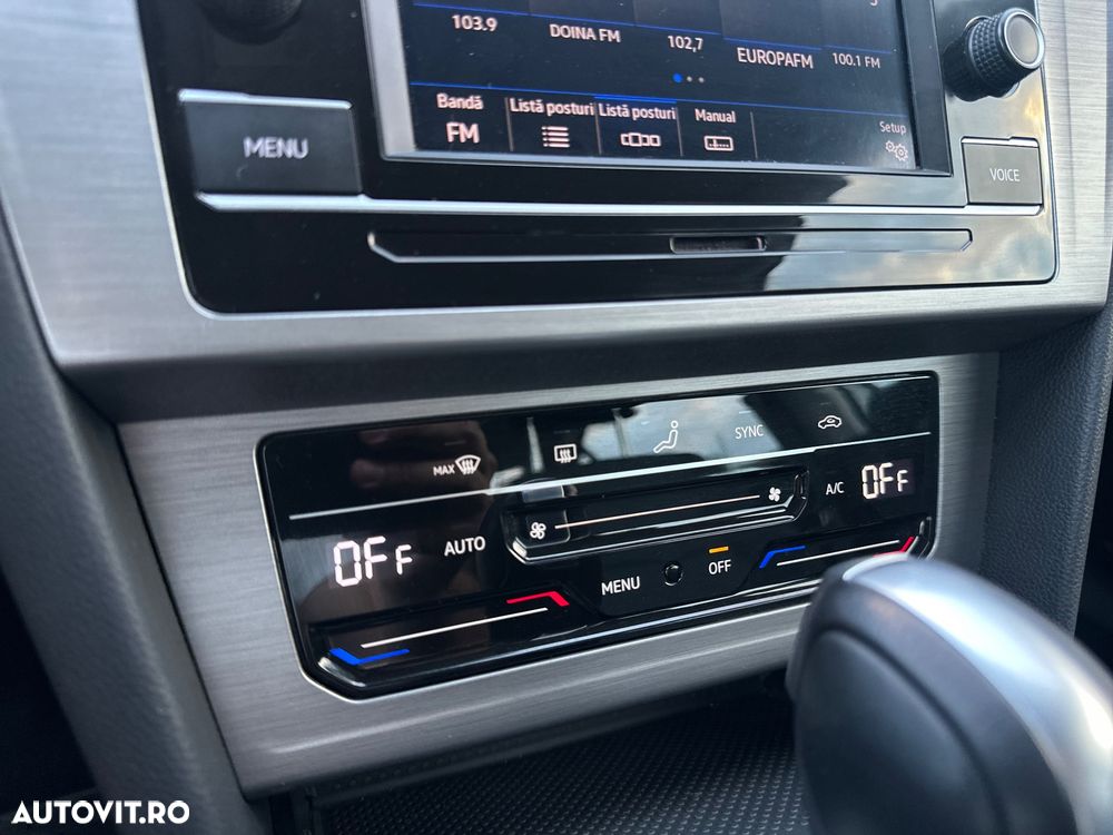 Volkswagen Passat - 19