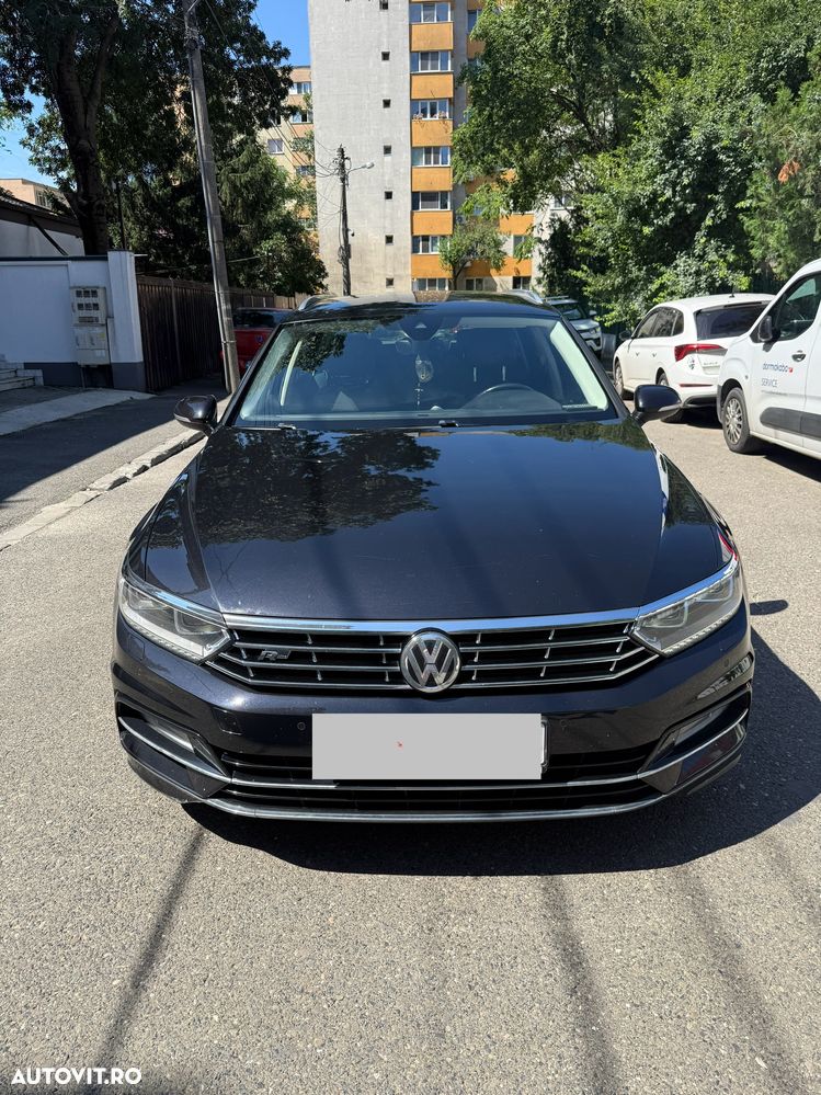 Volkswagen Passat 2.0 TDI DSG 4Motion R Executive - 1