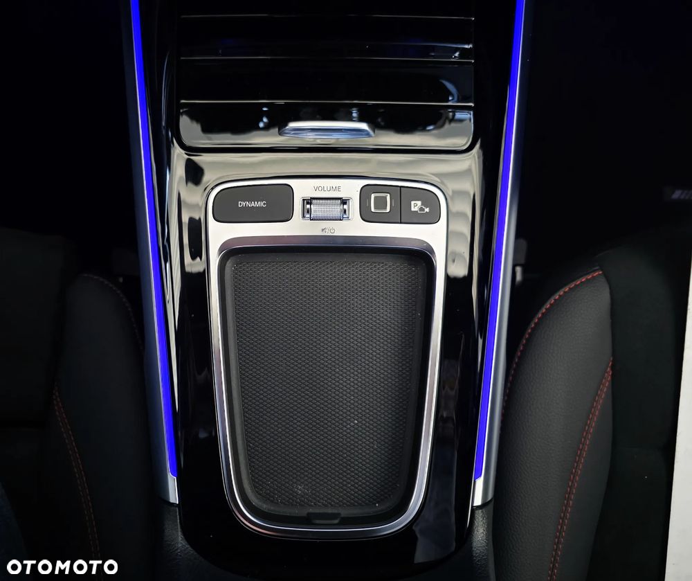 Mercedes-Benz GLB 220 d 4-Matic AMG Line 8G-DCT - 28