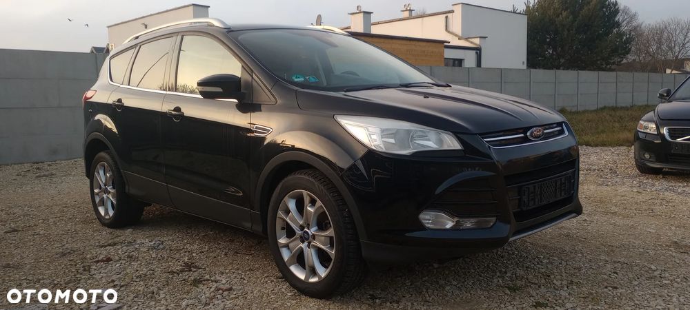 Ford Kuga ver-1-6-ecoboost-2x4-titanium - 2
