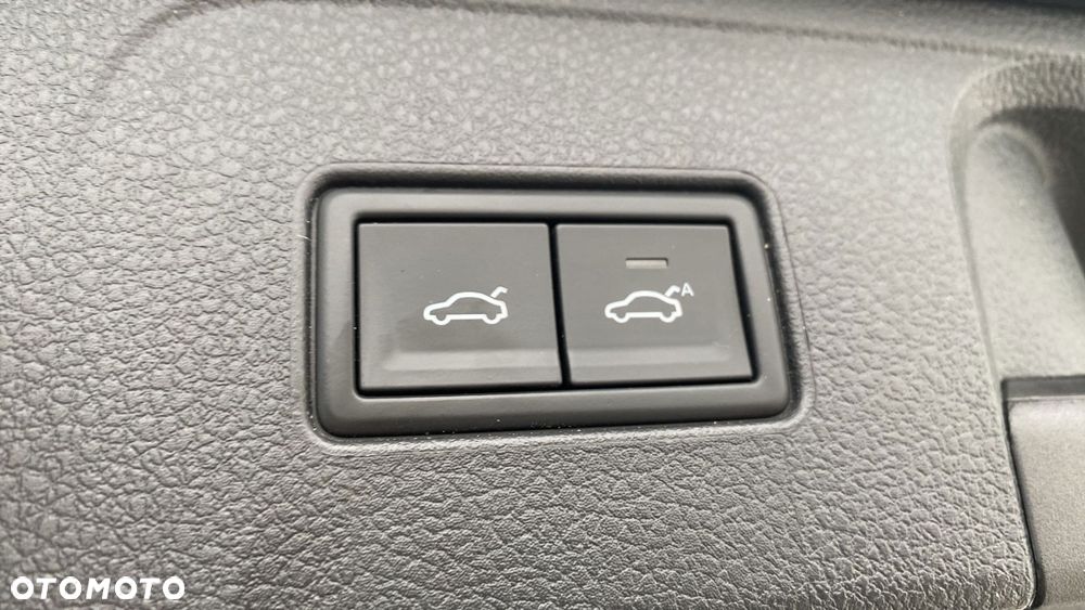 Volkswagen Passat - 14