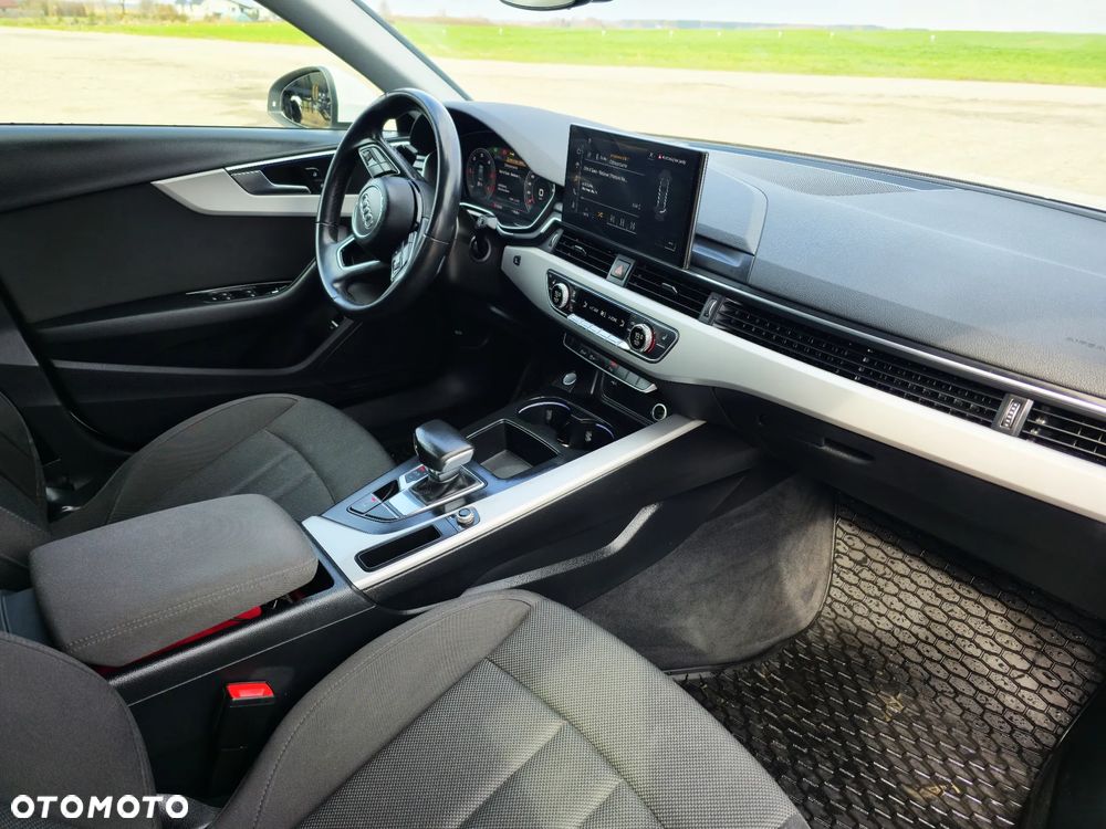 Audi A4 Limousine 2.0 TDI S tronic - 8