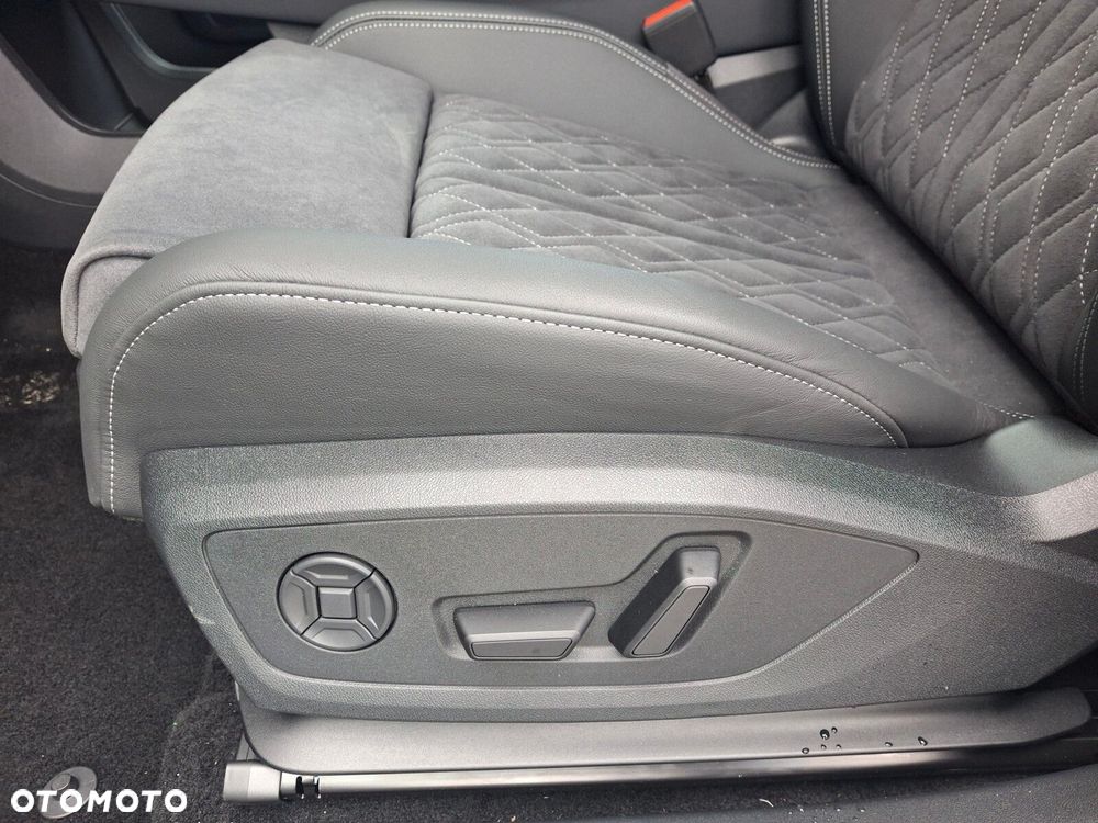 Audi Q4 Sportback e-tron - 12
