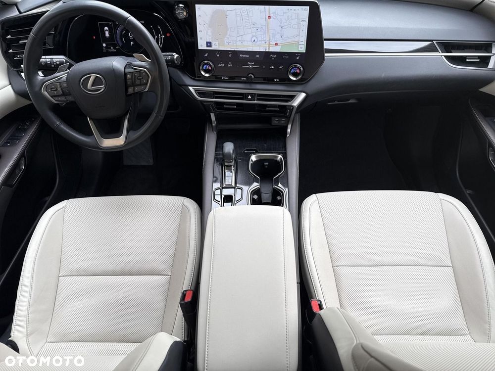 Lexus RX - 13