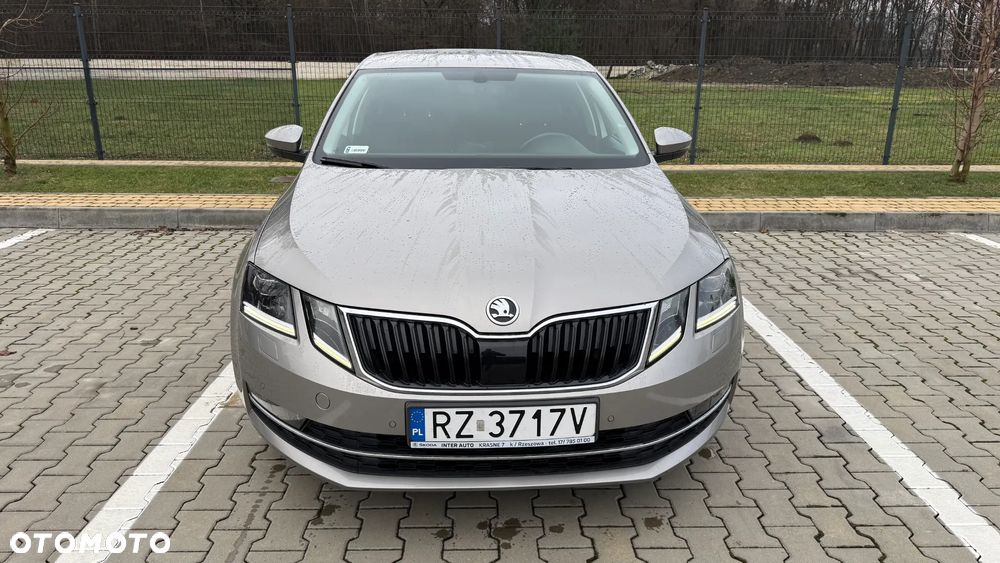Skoda Octavia 2.0 TDI Style DSG - 9