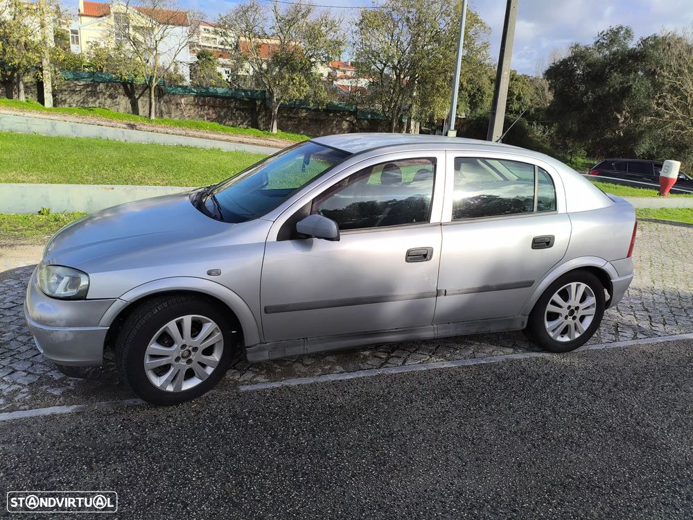 Opel Astra 1.7 DTL Club - 3