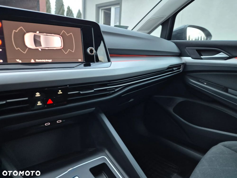 Volkswagen Golf - 9