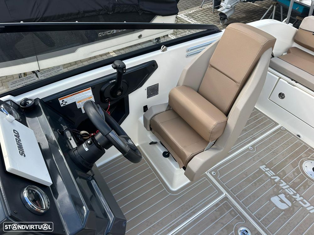 Quicksilver Activ 605 Bowrider - 7