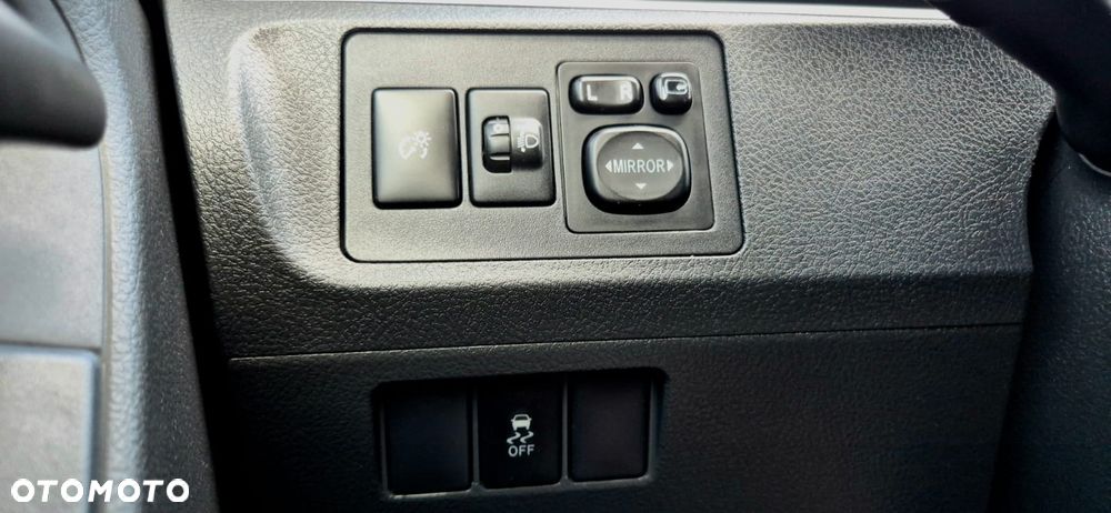 Toyota Verso 1.6 D-4D Premium 7os EU6 - 19
