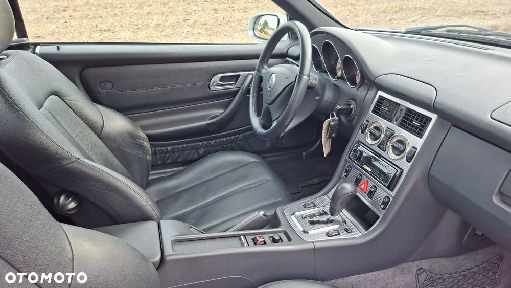 Mercedes-Benz SLK - 17