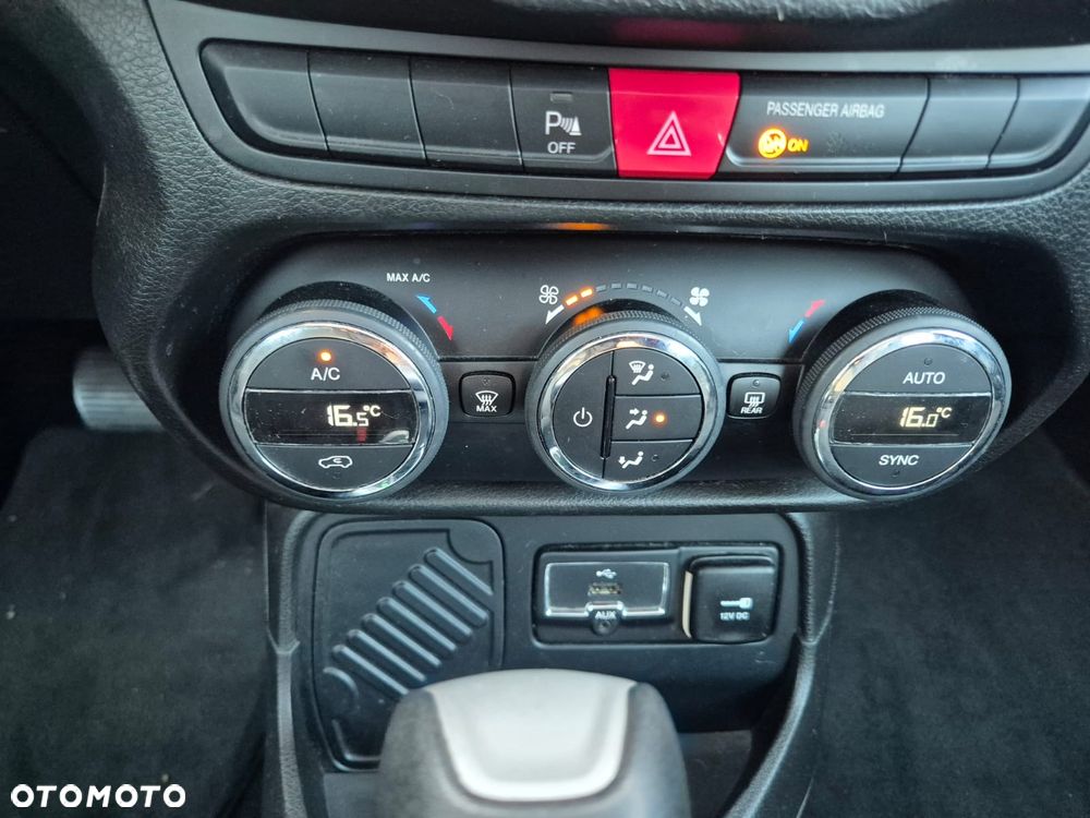 Jeep Renegade 1.6 MultiJet DSG Longitude - 10