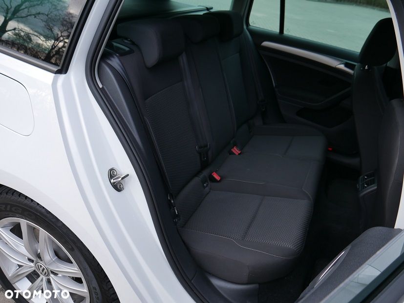 Volkswagen Golf 1.5 TSI BMT Comfortline - 30