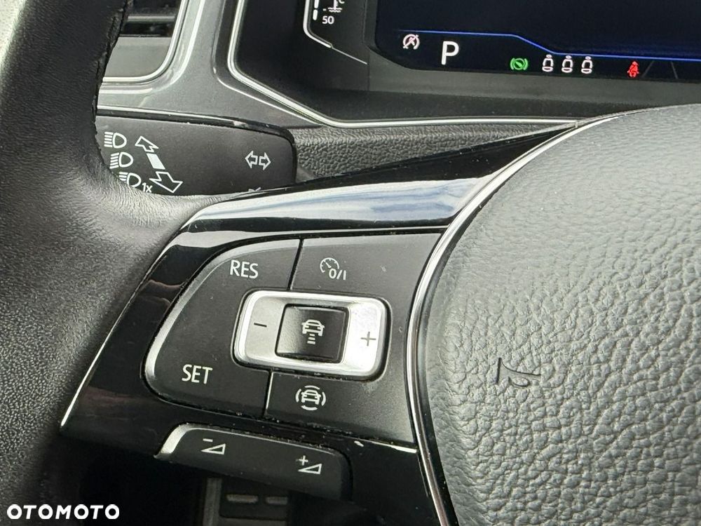 Volkswagen T-Roc 2.0 TDI SCR DSG R-Line - 22