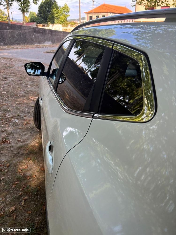 Nissan Qashqai 1.6 dCi Tekna Xtronic - 11