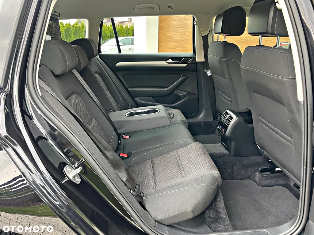 Volkswagen Passat Variant 2.0 TDI DSG (BlueMotion Technology) Comfortline - 30