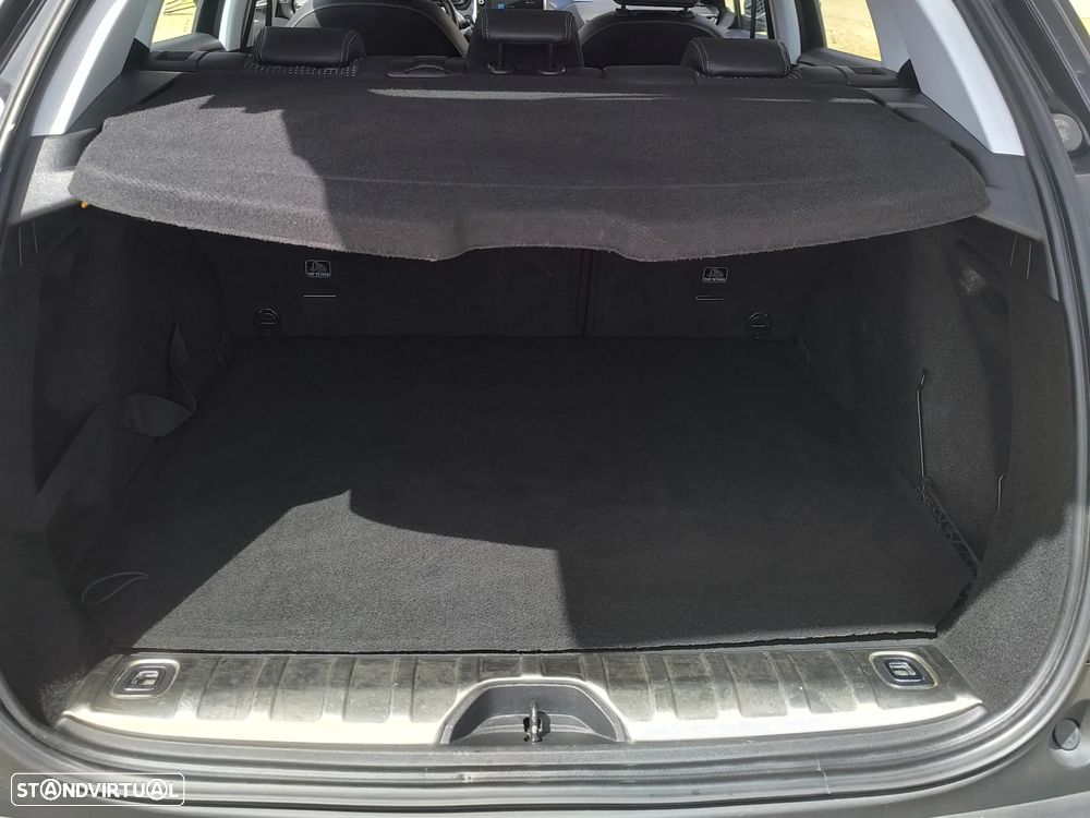 Peugeot 2008 1.6 BlueHDi Allure - 6