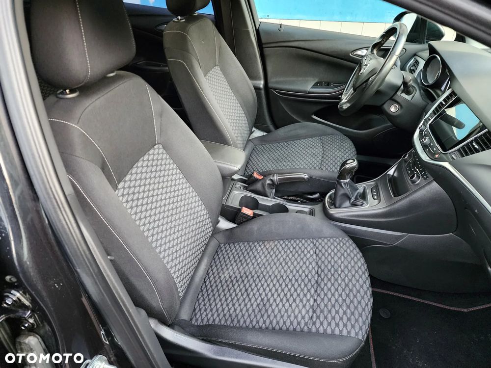 Opel Astra 1.4 Turbo Edition - 21