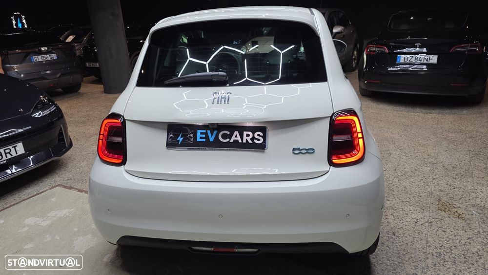 Fiat 500e La Prima - 9