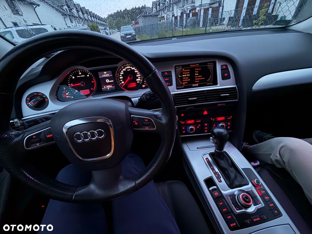 Audi A6 Avant - 14