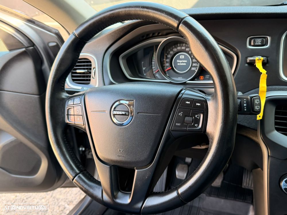 Volvo V40 2.0 D2 Momentum - 18