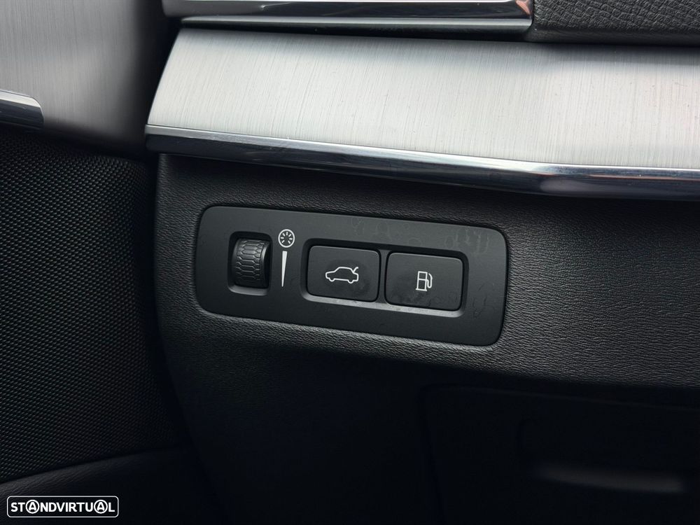 Volvo XC 90 2.0 T8 PHEV Inscription Expression AWD - 31