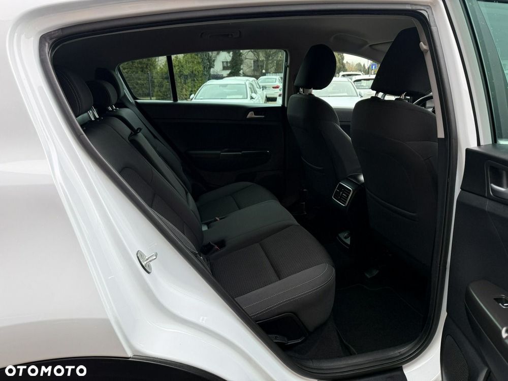 Kia Sportage 1.6 GDI Business Line 2WD - 27