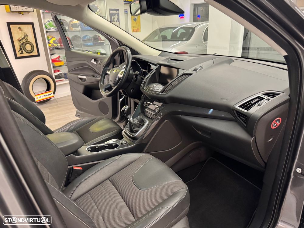 Ford Kuga 1.5 EcoBoost Titanium - 20