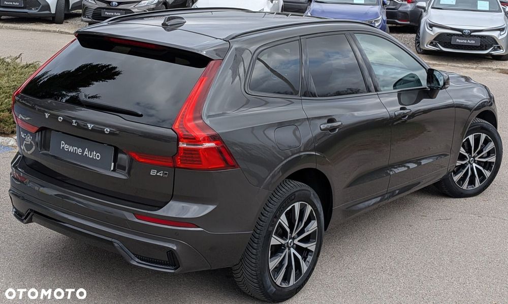 Volvo XC 60 B4 D AWD Ultimate Dark - 20