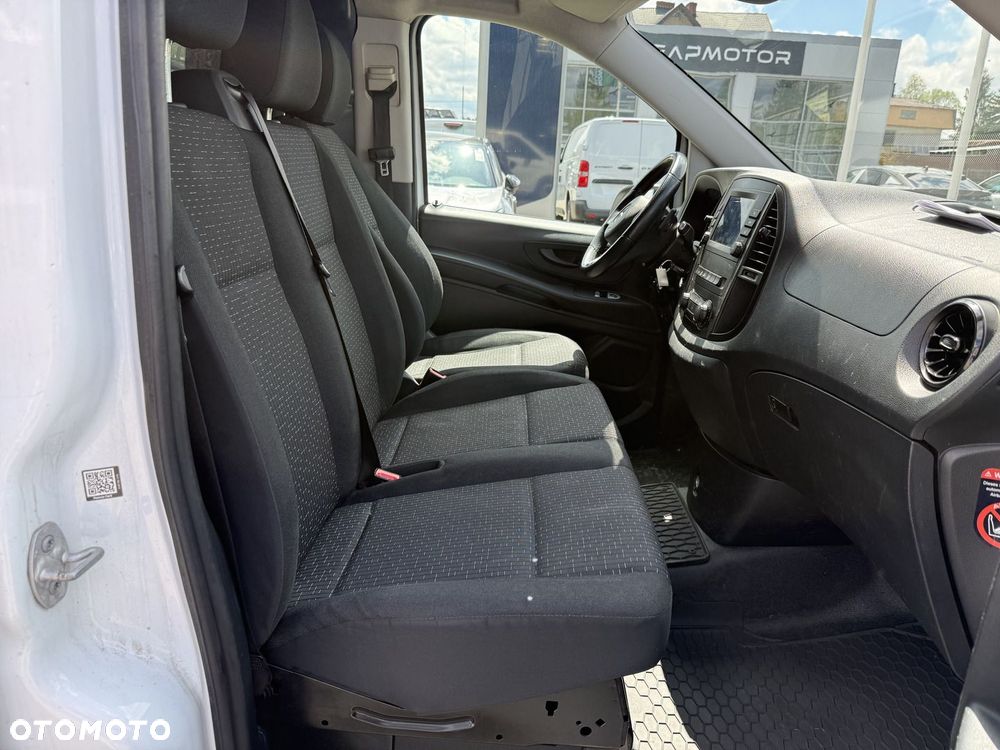 Mercedes-Benz Vito - 24