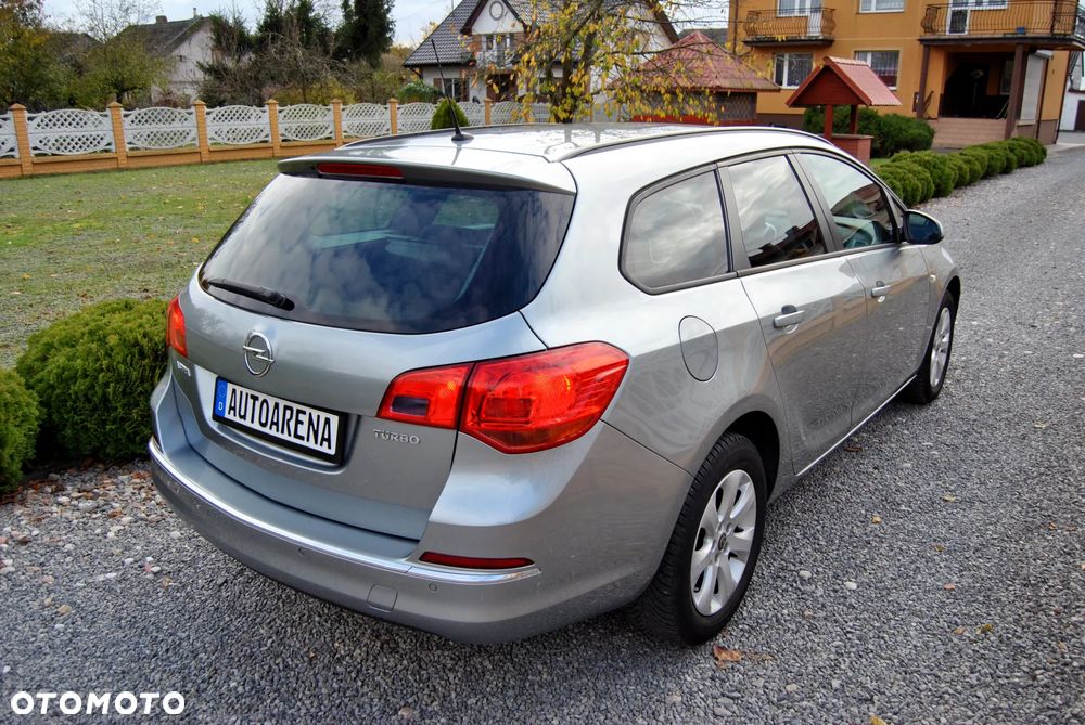 Opel Astra IV 1.4 T Cosmo S&S EU6 - 20