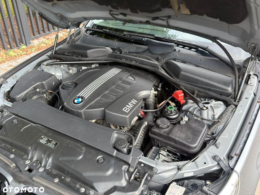 BMW Seria 5 520d Special Edition - 34